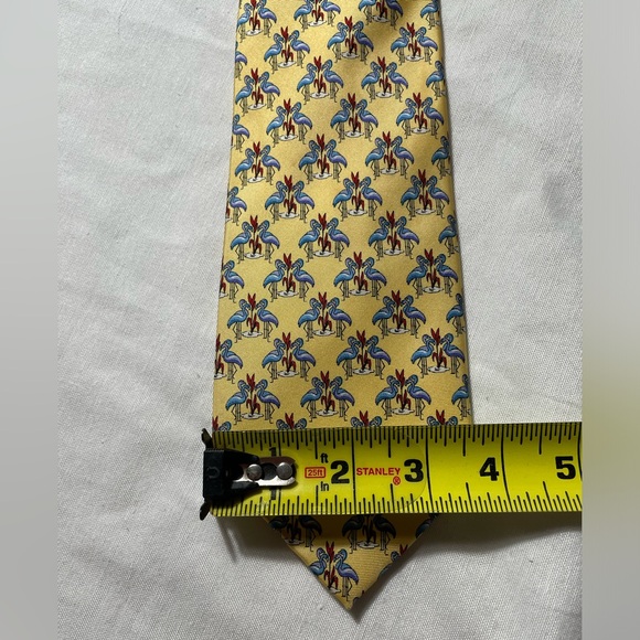 VTG Burberrys Flamingo Print 100% Silk neck tie Made in England - Picture 4 of 5